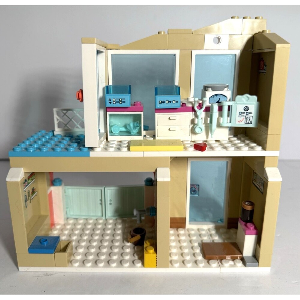 LEGO Friends 41446 Heartlake City Vet Clinic Incomplete Set Retired legos bricks
